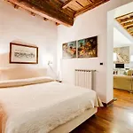 Apartman Diana-spanish Steps House *