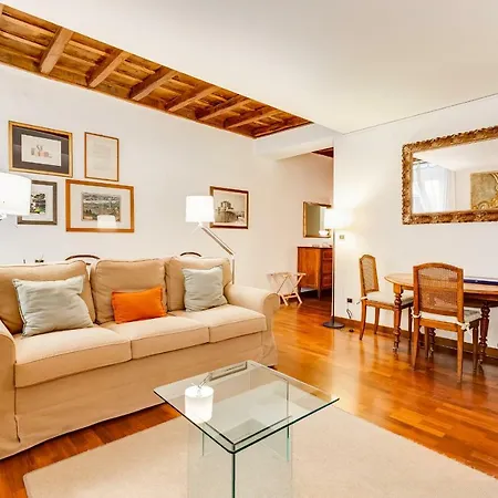 Diana-spanish Steps House Apartman *